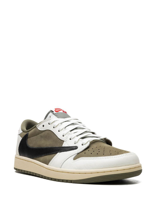 Jordan x Travis Scott Air Jordan 1 "Medium Olive" sneakers